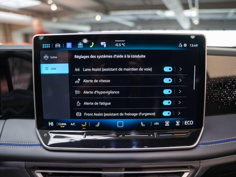 Voitures occasions VOLKSWAGEN TIGUAN R-Line Champagne-au-Mont-d'Or