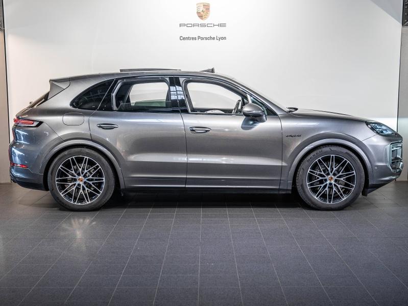 Voitures occasions PORSCHE CAYENNE E-Hybrid Champagne-au-Mont-d'Or