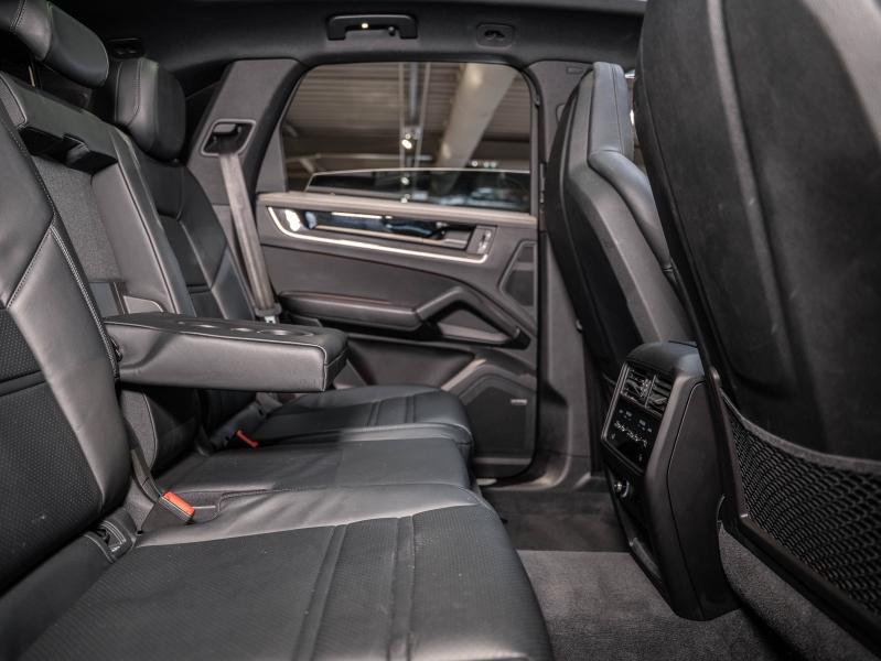 Voitures occasions PORSCHE CAYENNE E-Hybrid Champagne-au-Mont-d'Or