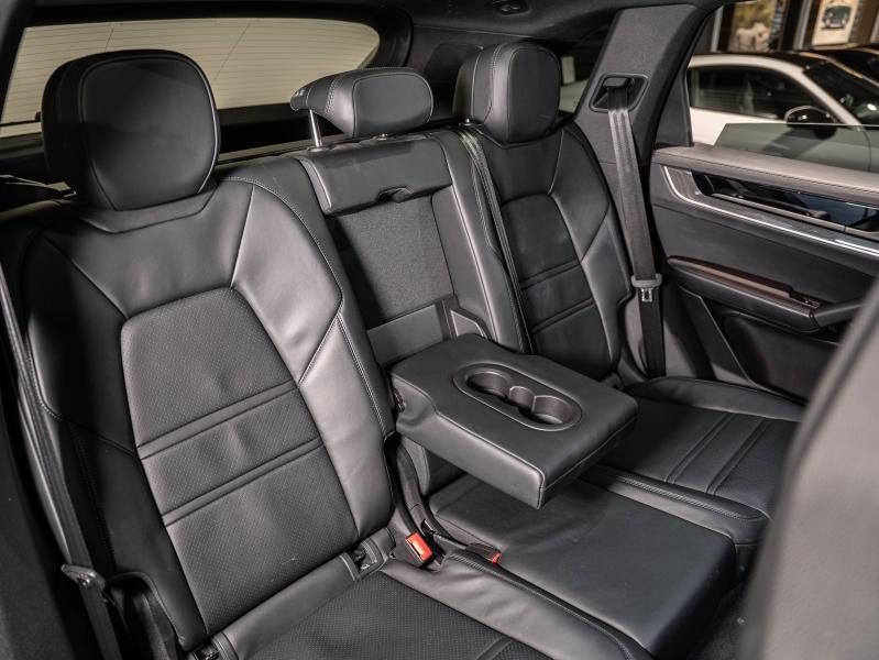 Voitures occasions PORSCHE CAYENNE E-Hybrid Champagne-au-Mont-d'Or