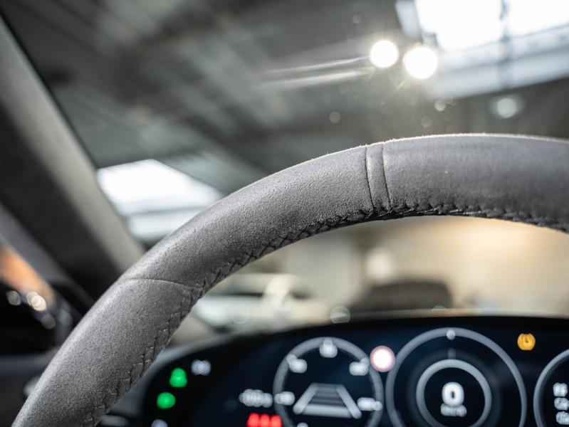 Voitures occasions PORSCHE Taycan Turbo S Champagne-au-Mont-d'Or