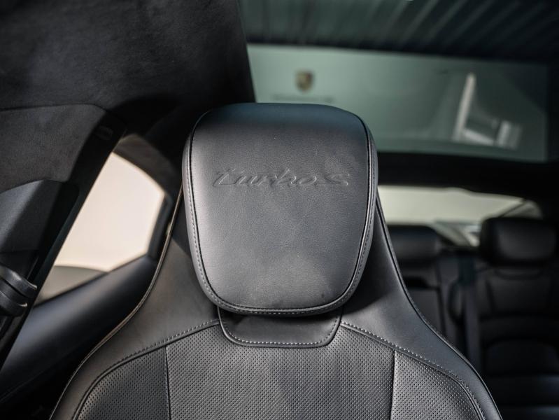 Voitures occasions PORSCHE Taycan Turbo S Champagne-au-Mont-d'Or