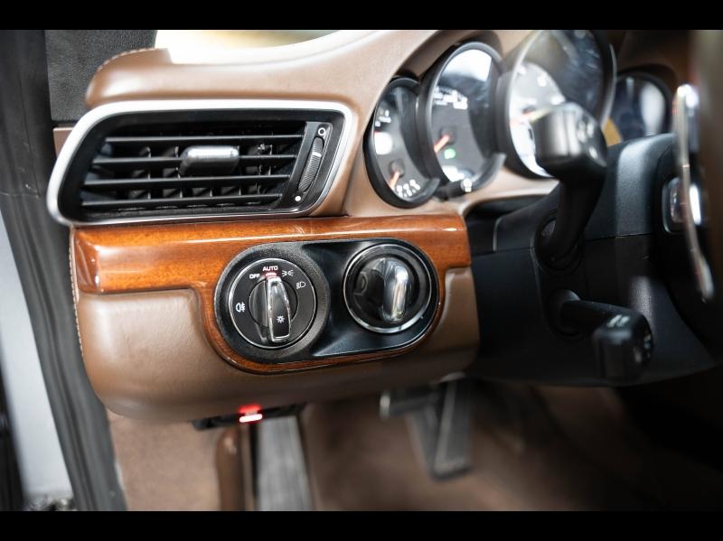 Voitures occasions PORSCHE 911 Coupe Carrera S Champagne-au-Mont-d'Or