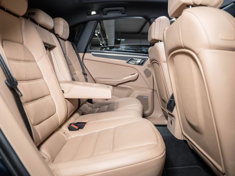 Voitures occasions PORSCHE MACAN Base Champagne-au-Mont-d'Or