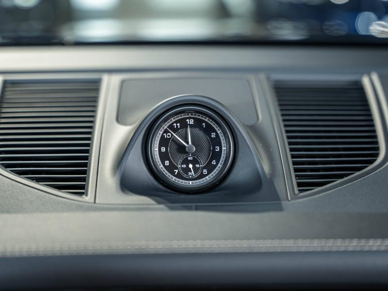 Voitures occasions PORSCHE MACAN Base Champagne-au-Mont-d'Or