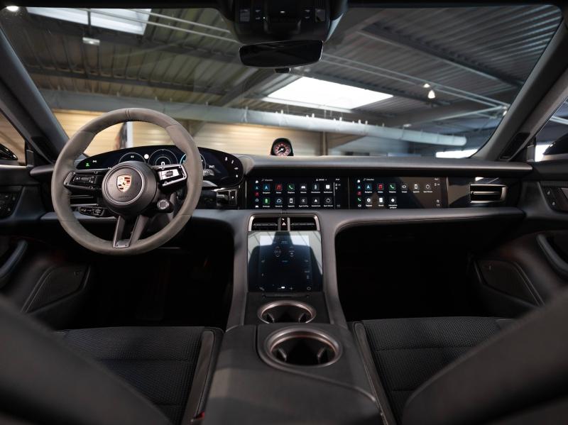 Voitures occasions PORSCHE Taycan Sport Turismo 4S Champagne-au-Mont-d'Or