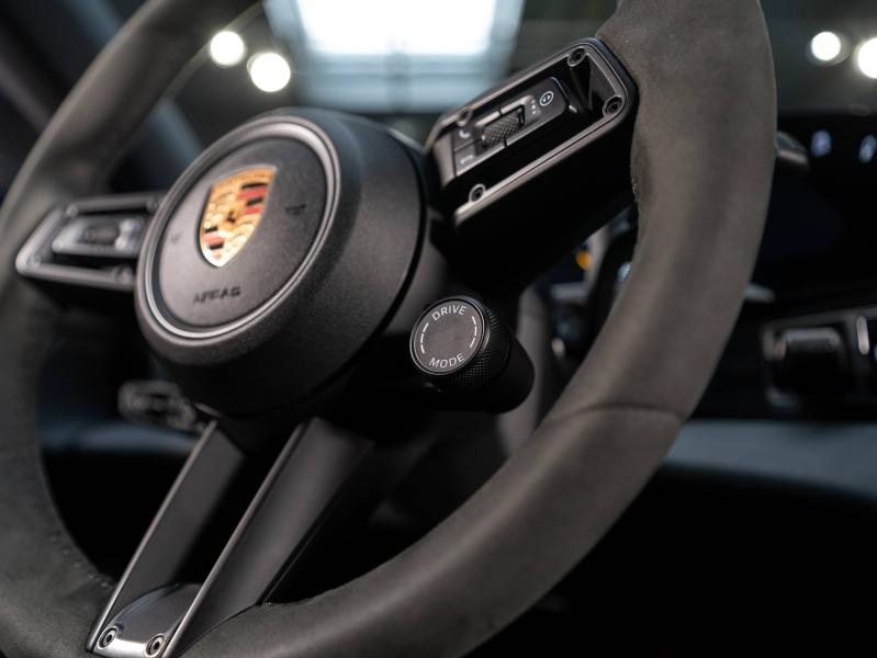 Voitures occasions PORSCHE Taycan Sport Turismo 4S Champagne-au-Mont-d'Or