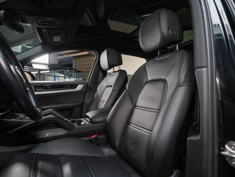 Voitures occasions PORSCHE CAYENNE E-Hybrid Champagne-au-Mont-d'Or