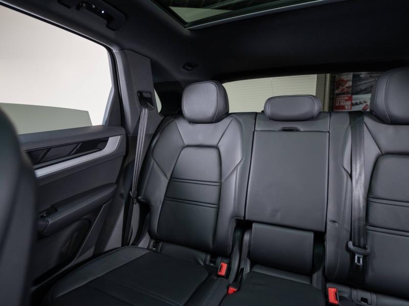 Voitures occasions PORSCHE CAYENNE E-Hybrid Champagne-au-Mont-d'Or