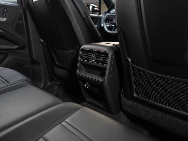 Voitures occasions PORSCHE CAYENNE E-Hybrid Champagne-au-Mont-d'Or