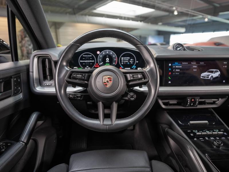 Voitures occasions PORSCHE CAYENNE E-Hybrid Champagne-au-Mont-d'Or