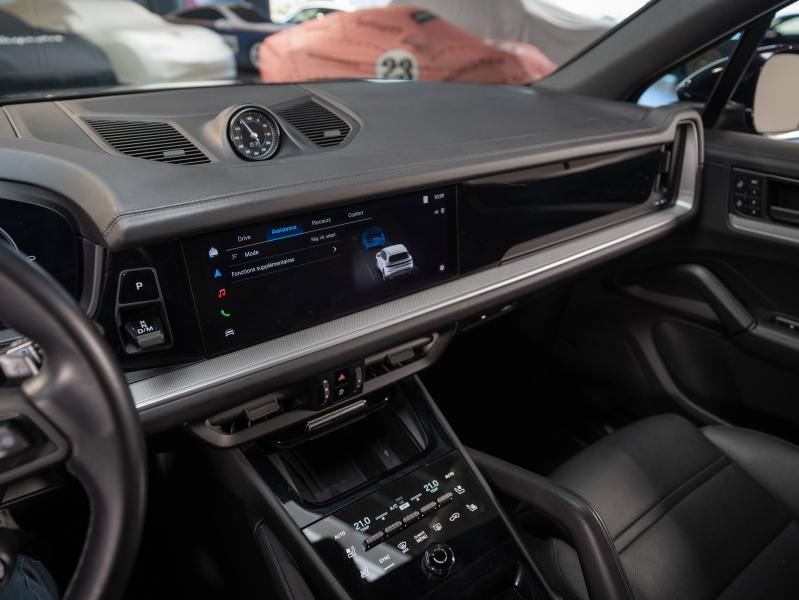 Voitures occasions PORSCHE CAYENNE E-Hybrid Champagne-au-Mont-d'Or