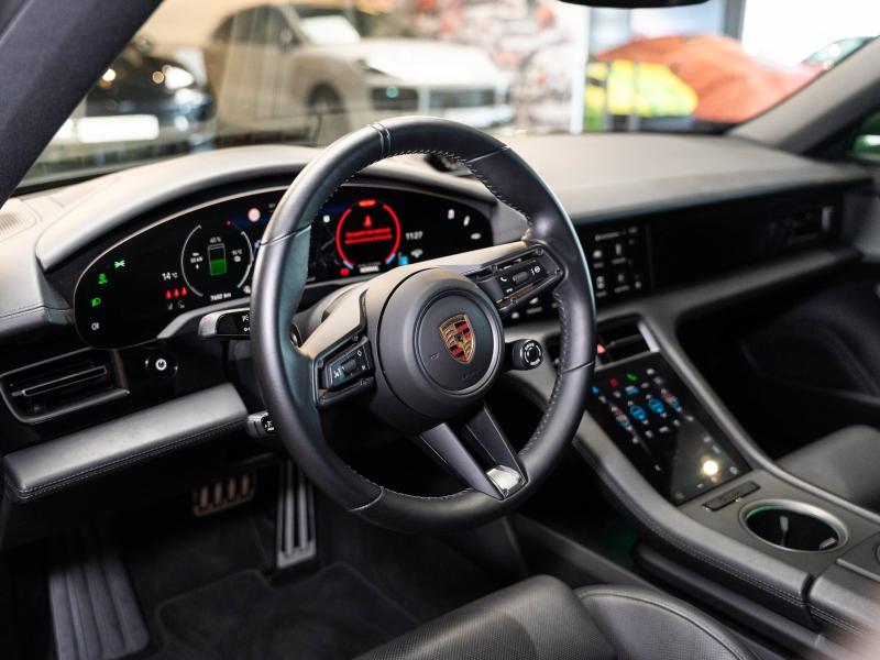 Voitures occasions PORSCHE Taycan 4S Champagne-au-Mont-d'Or