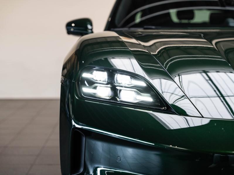 Voitures occasions PORSCHE Taycan 4S Champagne-au-Mont-d'Or