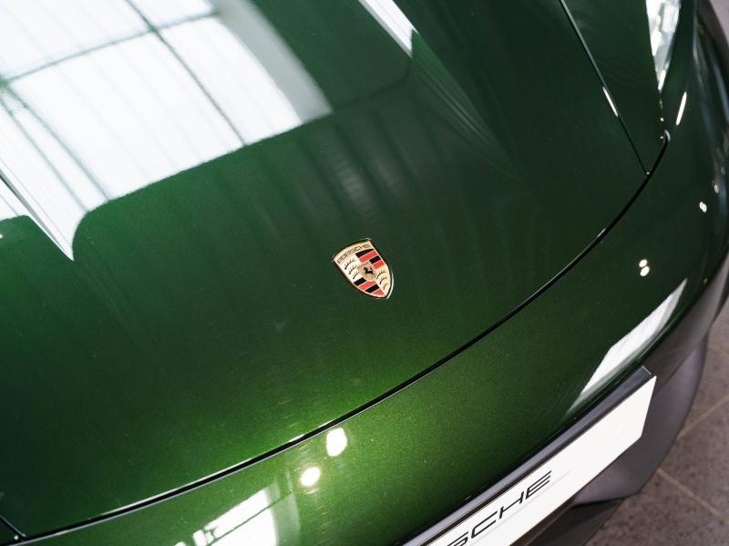 Voitures occasions PORSCHE Taycan 4S Champagne-au-Mont-d'Or