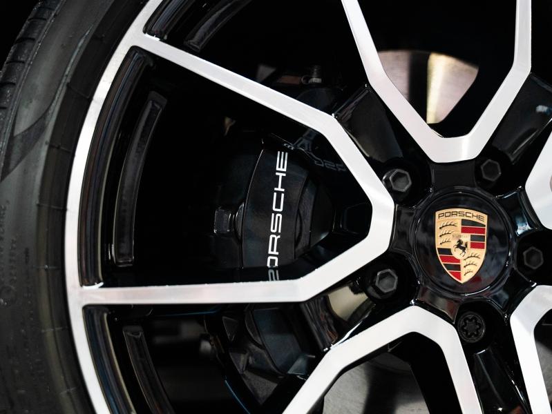 Voitures occasions PORSCHE Taycan 4S Champagne-au-Mont-d'Or