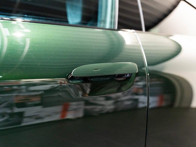 Voitures occasions PORSCHE Taycan 4S Champagne-au-Mont-d'Or