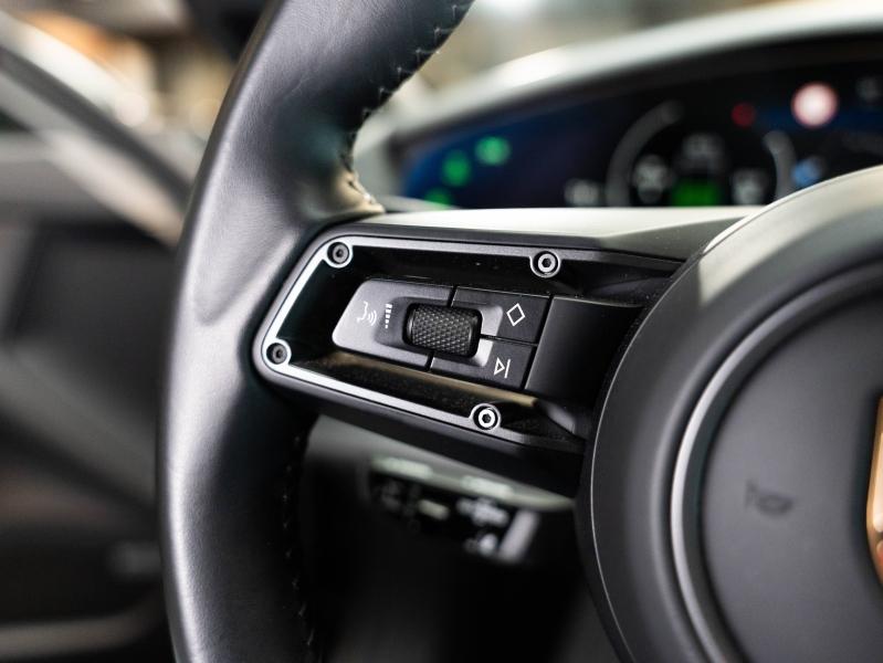 Voitures occasions PORSCHE Taycan 4S Champagne-au-Mont-d'Or