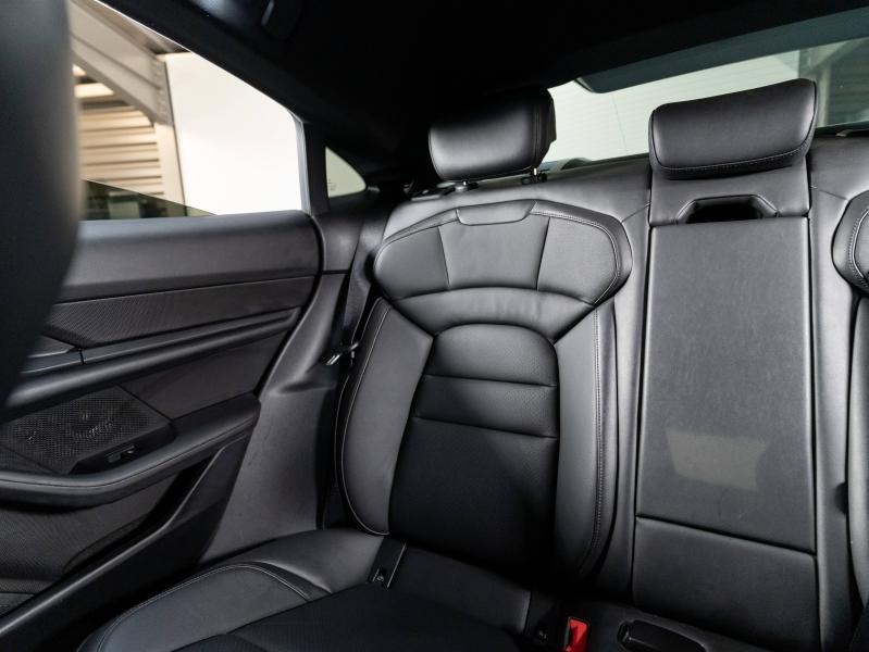 Voitures occasions PORSCHE Taycan 4S Champagne-au-Mont-d'Or