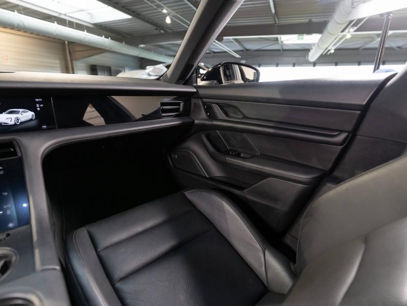 Voitures occasions PORSCHE Taycan 4S Champagne-au-Mont-d'Or