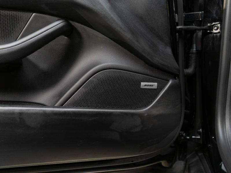 Voitures occasions PORSCHE Taycan 4S Champagne-au-Mont-d'Or