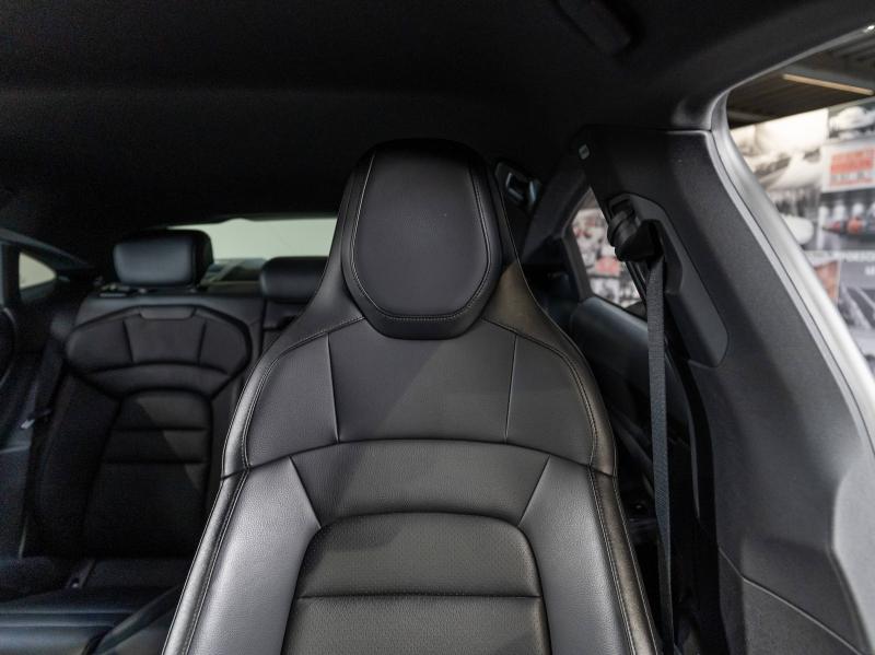 Voitures occasions PORSCHE Taycan 4S Champagne-au-Mont-d'Or