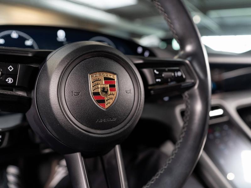 Voitures occasions PORSCHE Taycan 4S Champagne-au-Mont-d'Or