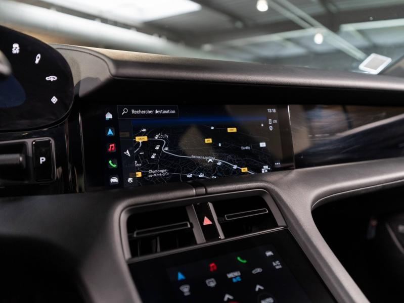 Voitures occasions PORSCHE Taycan 4S Champagne-au-Mont-d'Or