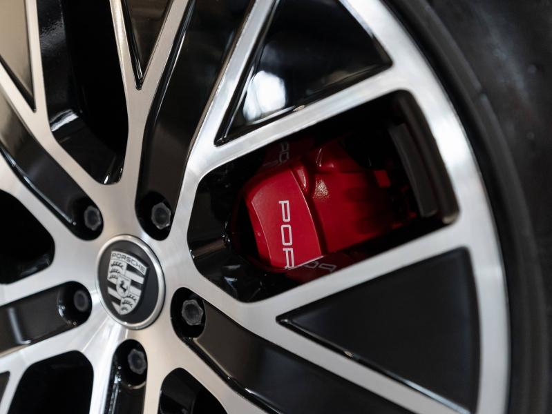 Voitures occasions PORSCHE Taycan 4S Champagne-au-Mont-d'Or