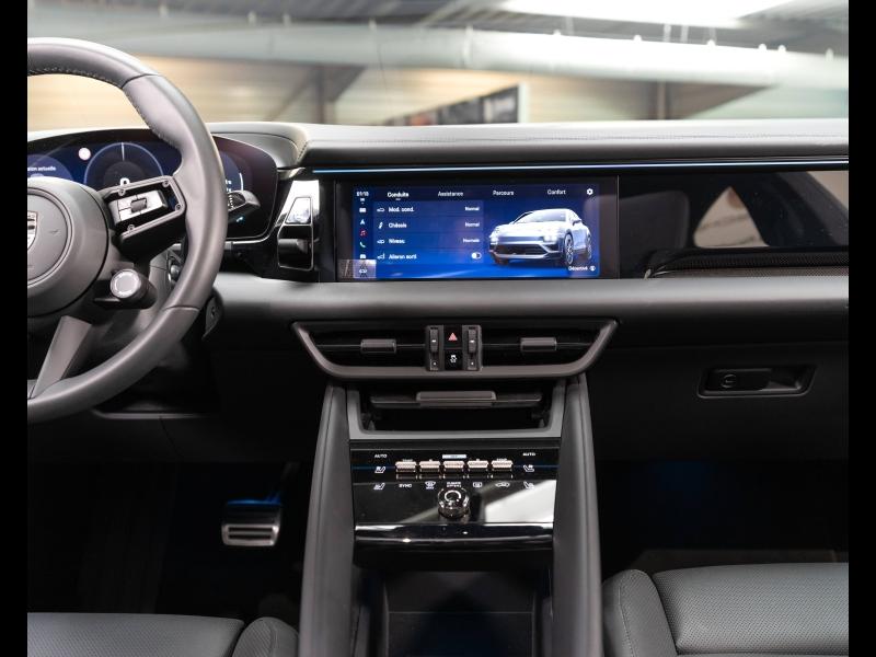 Voitures occasions PORSCHE MACAN Turbo Champagne-au-Mont-d'Or