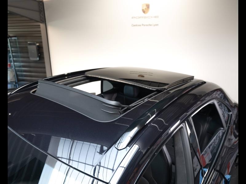 Voitures occasions PORSCHE MACAN Turbo Champagne-au-Mont-d'Or