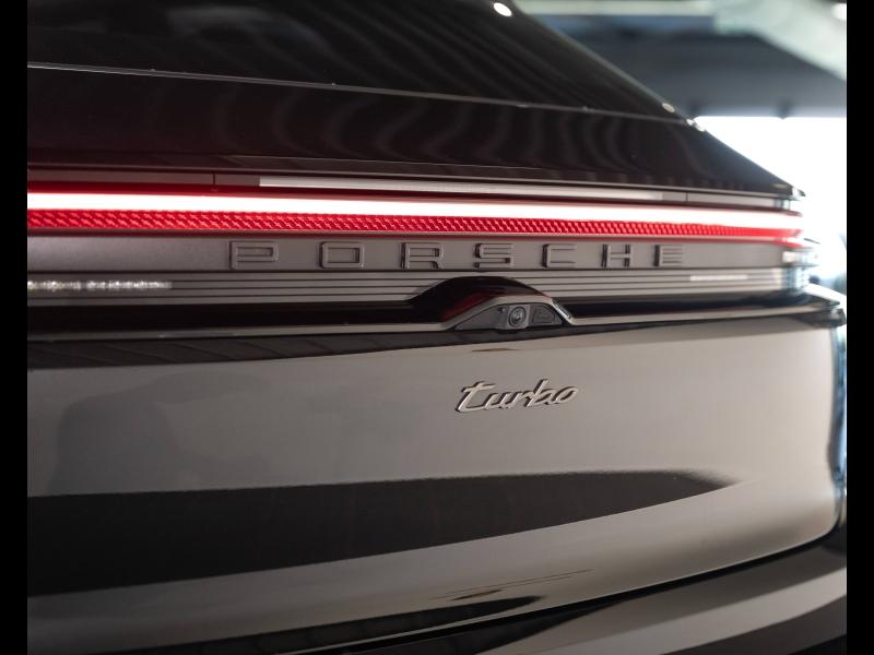 Voitures occasions PORSCHE MACAN Turbo Champagne-au-Mont-d'Or