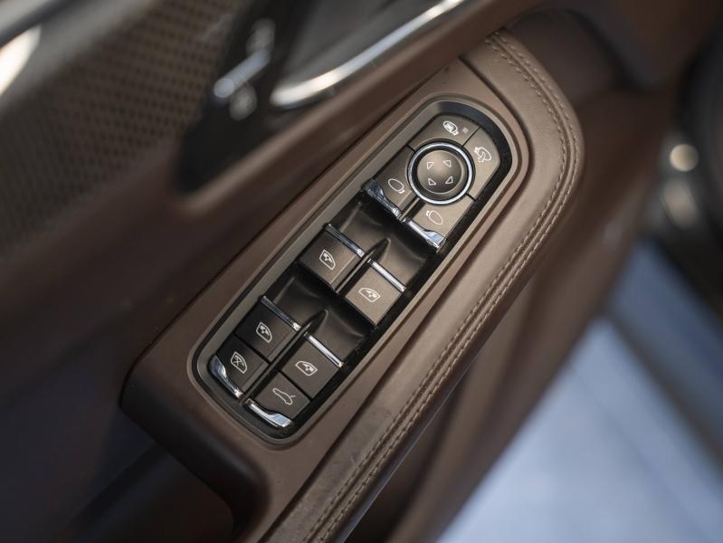 Voitures occasions PORSCHE MACAN S Champagne-au-Mont-d'Or