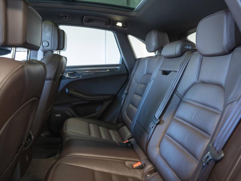 Voitures occasions PORSCHE MACAN S Champagne-au-Mont-d'Or