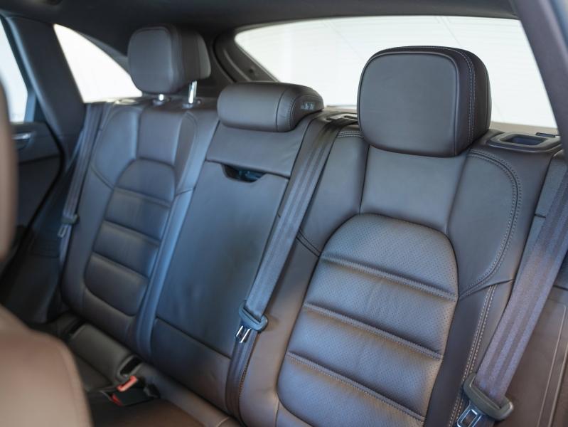 Voitures occasions PORSCHE MACAN S Champagne-au-Mont-d'Or