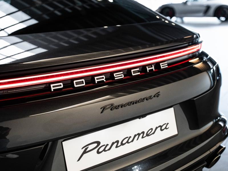 Voitures occasions PORSCHE PANAMERA 4 Champagne-au-Mont-d'Or