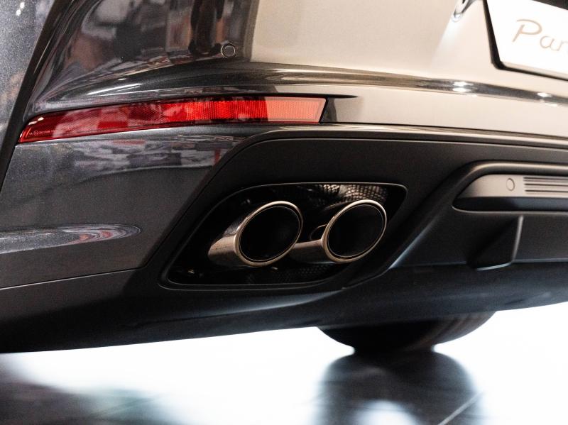 Voitures occasions PORSCHE PANAMERA 4 Champagne-au-Mont-d'Or