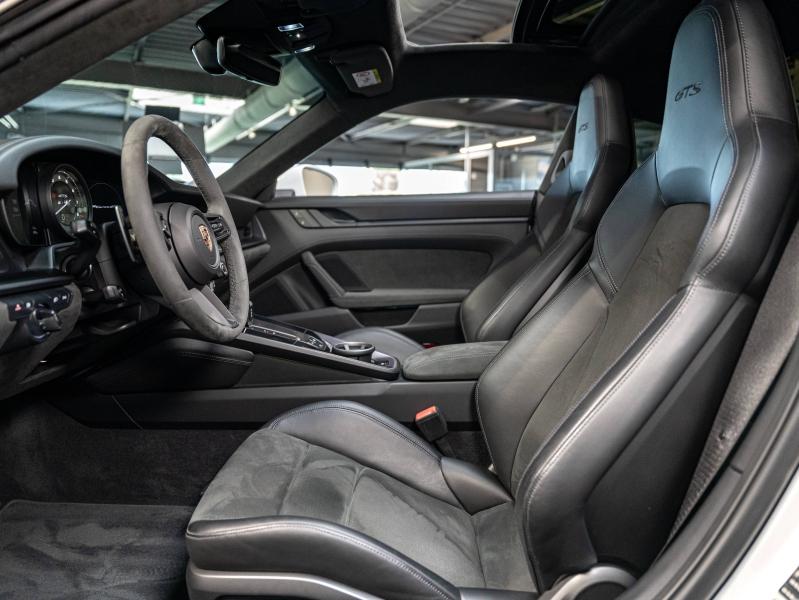 Voitures occasions PORSCHE 911 Coupe Carrera GTS Champagne-au-Mont-d'Or