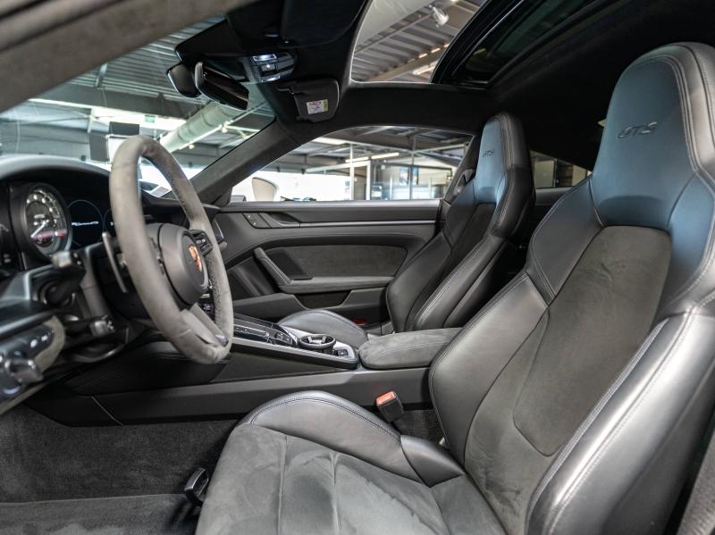 Voitures occasions PORSCHE 911 Coupe Carrera GTS Champagne-au-Mont-d'Or