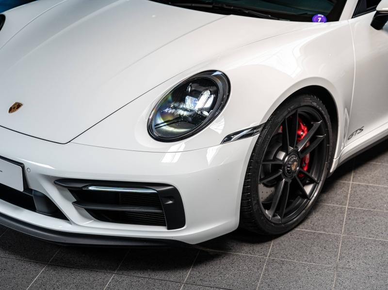 Voitures occasions PORSCHE 911 Coupe Carrera GTS Champagne-au-Mont-d'Or