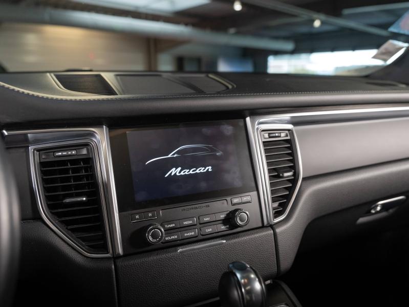 Voitures occasions PORSCHE MACAN Base Champagne-au-Mont-d'Or