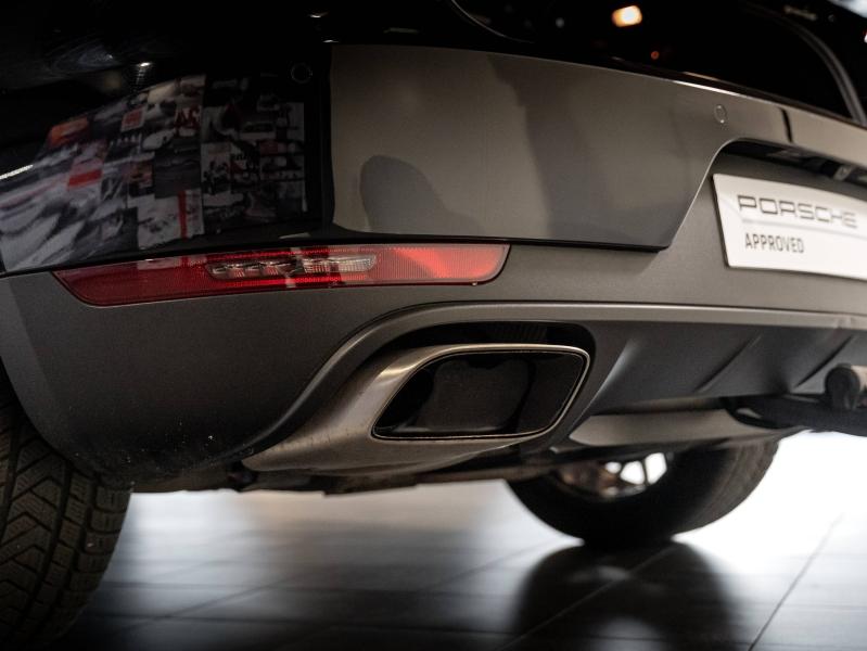 Voitures occasions PORSCHE MACAN Base Champagne-au-Mont-d'Or