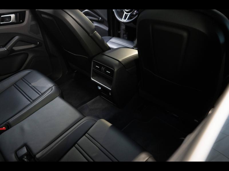 Voitures occasions PORSCHE Cayenne Coupe E-Hybrid Champagne-au-Mont-d'Or