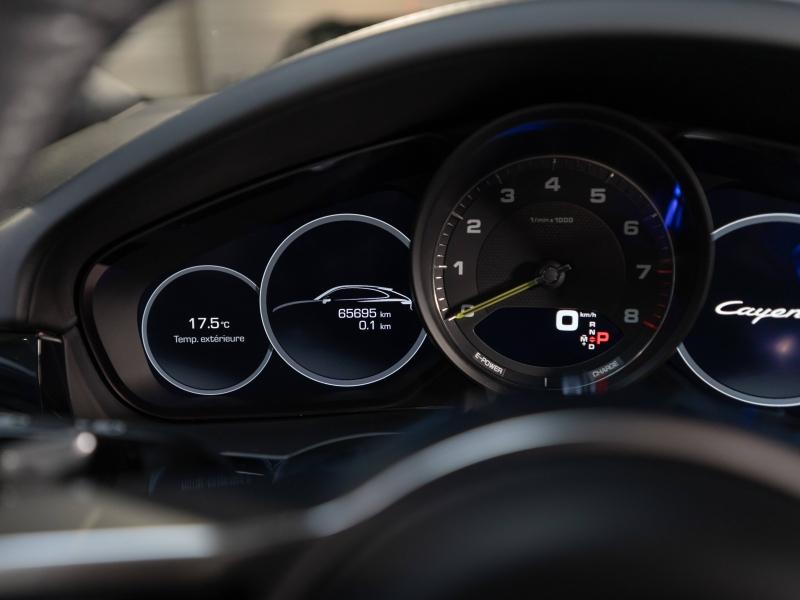 Voitures occasions PORSCHE Cayenne Coupe E-Hybrid Champagne-au-Mont-d'Or