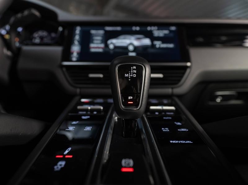 Voitures occasions PORSCHE Cayenne Coupe E-Hybrid Champagne-au-Mont-d'Or