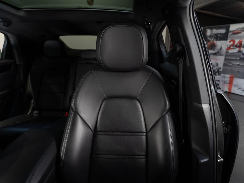 Voitures occasions PORSCHE Cayenne Coupe E-Hybrid Champagne-au-Mont-d'Or