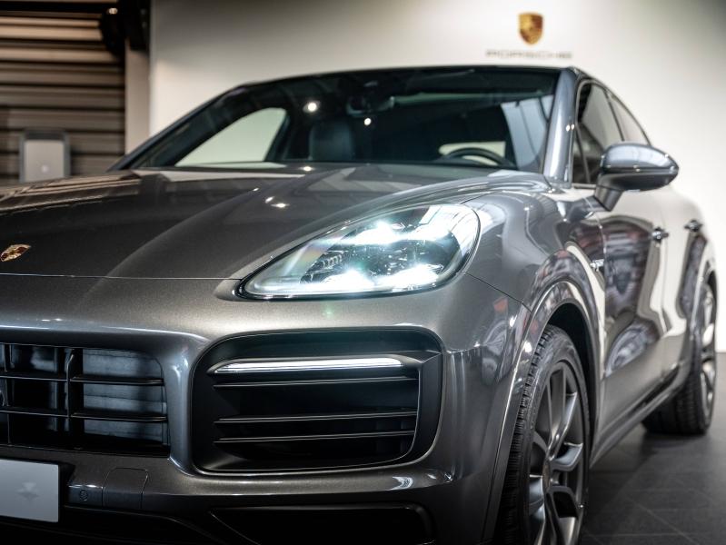 Voitures occasions PORSCHE Cayenne Coupe E-Hybrid Champagne-au-Mont-d'Or