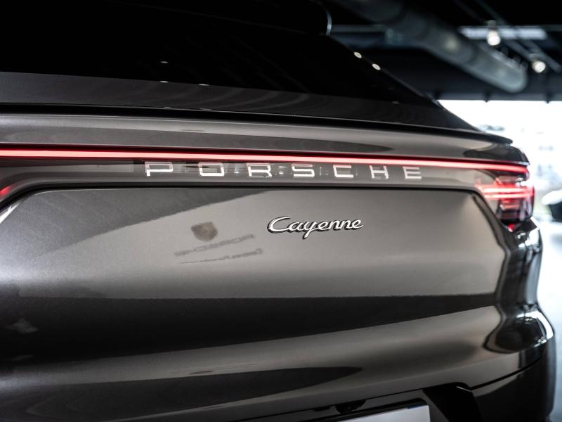 Voitures occasions PORSCHE Cayenne Coupe E-Hybrid Champagne-au-Mont-d'Or