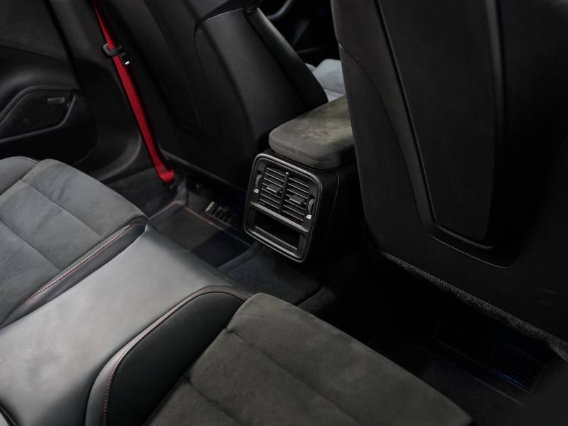 Voitures occasions PORSCHE Taycan GTS Champagne-au-Mont-d'Or