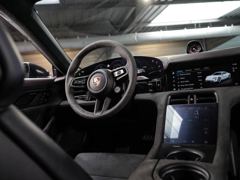 Voitures occasions PORSCHE Taycan GTS Champagne-au-Mont-d'Or